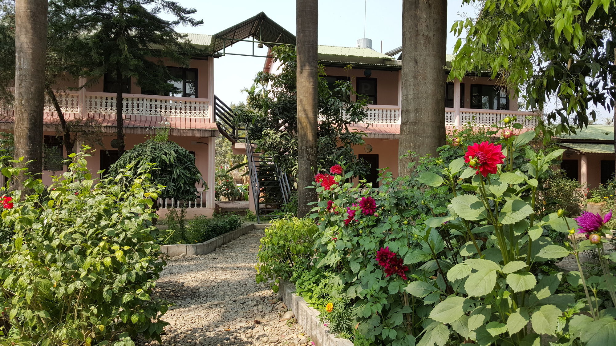 Готель Ama Garden Саураха Екстер'єр фото